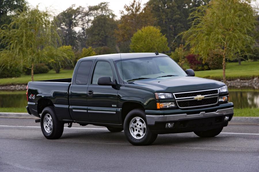  Chevrolet Silverado Hybrid 2004 года  (фото 24 из 24)
